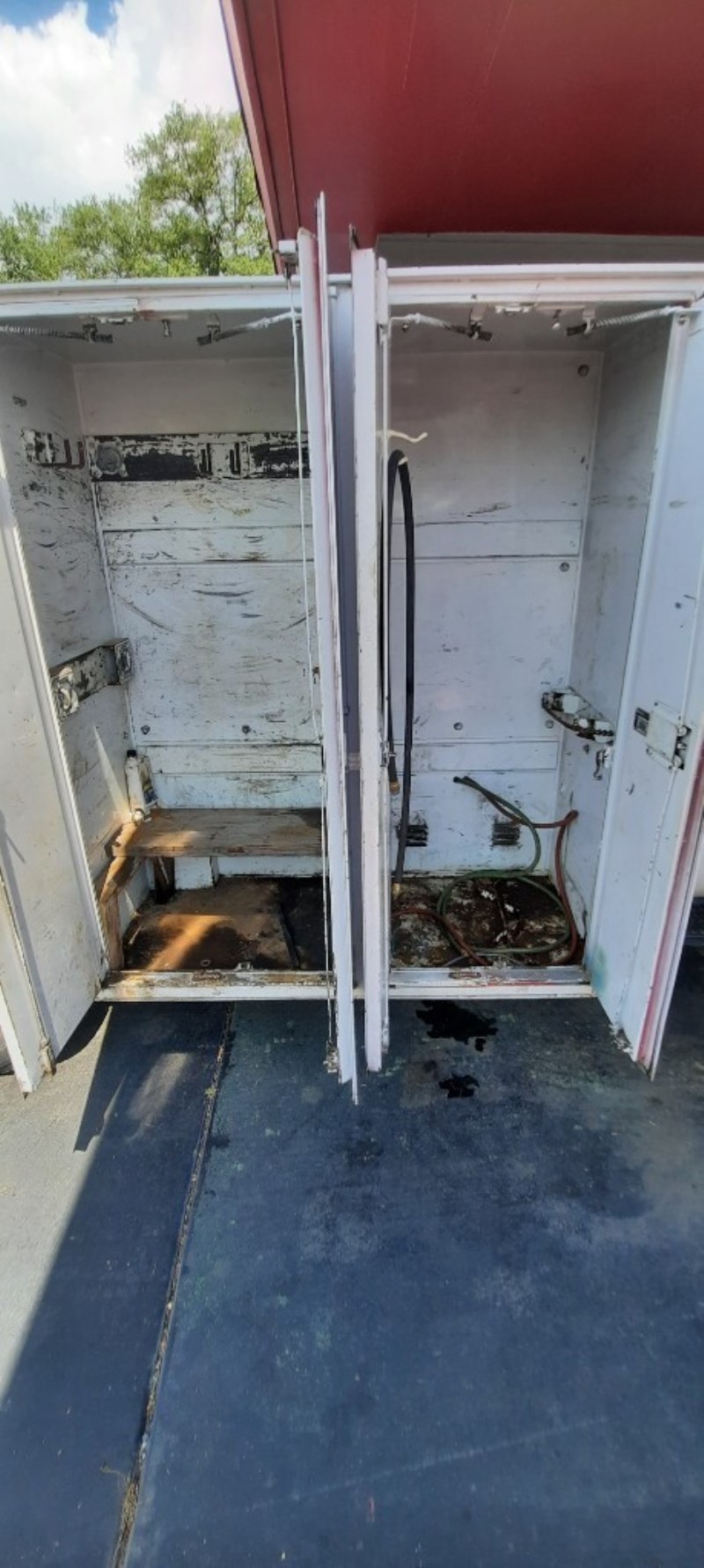 Additional photo of vehicle.