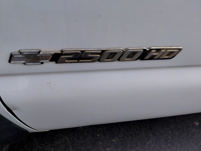 Additional photo of vehicle.