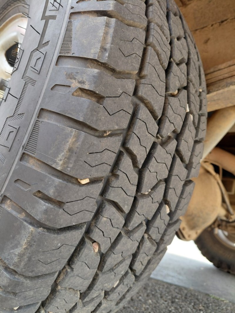 Additional photo of vehicle.