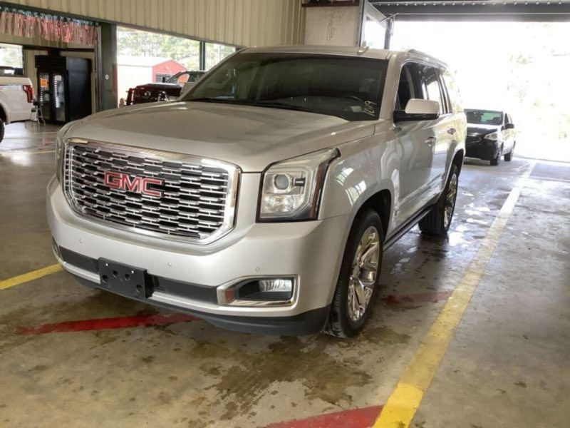 Additional photo of vehicle.