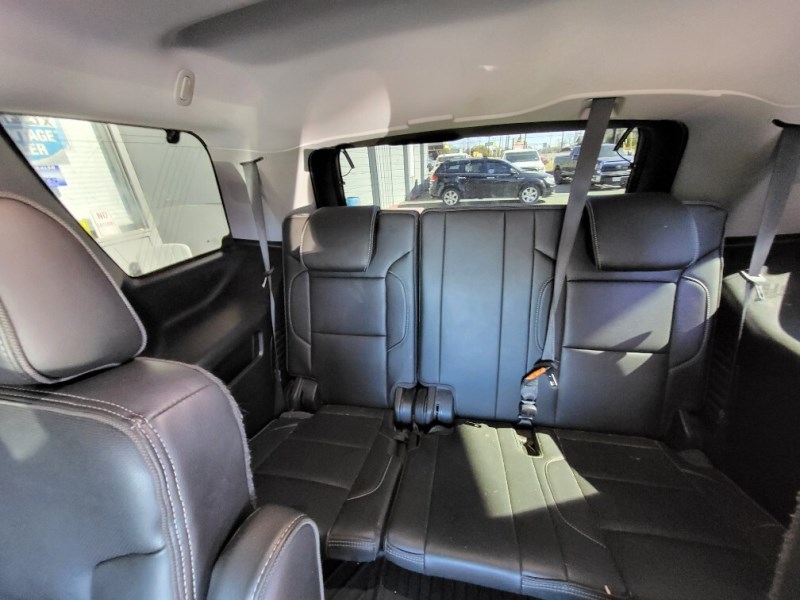 Additional photo of vehicle.