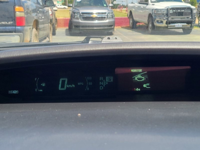 2014 Toyota Prius Three - Photo 9