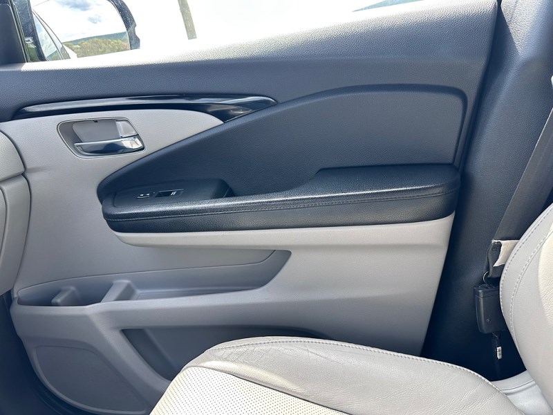 2016 Honda Pilot Elite - Photo 9