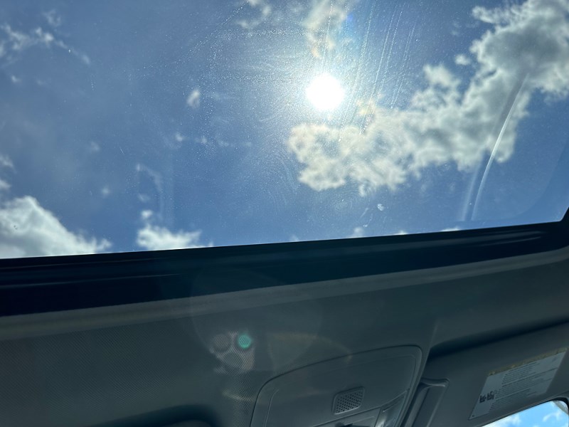 2018 Toyota RAV4 XLE - Photo 8