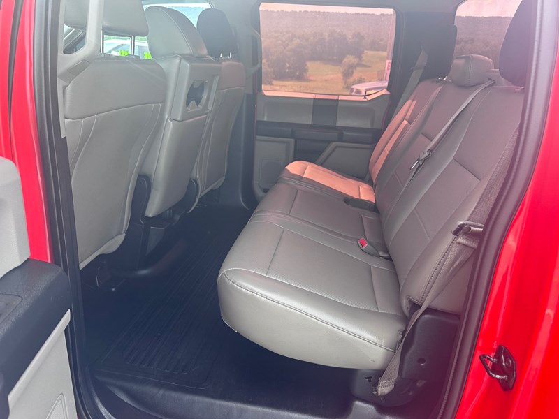2017 Ford F-150 XL - Photo 11
