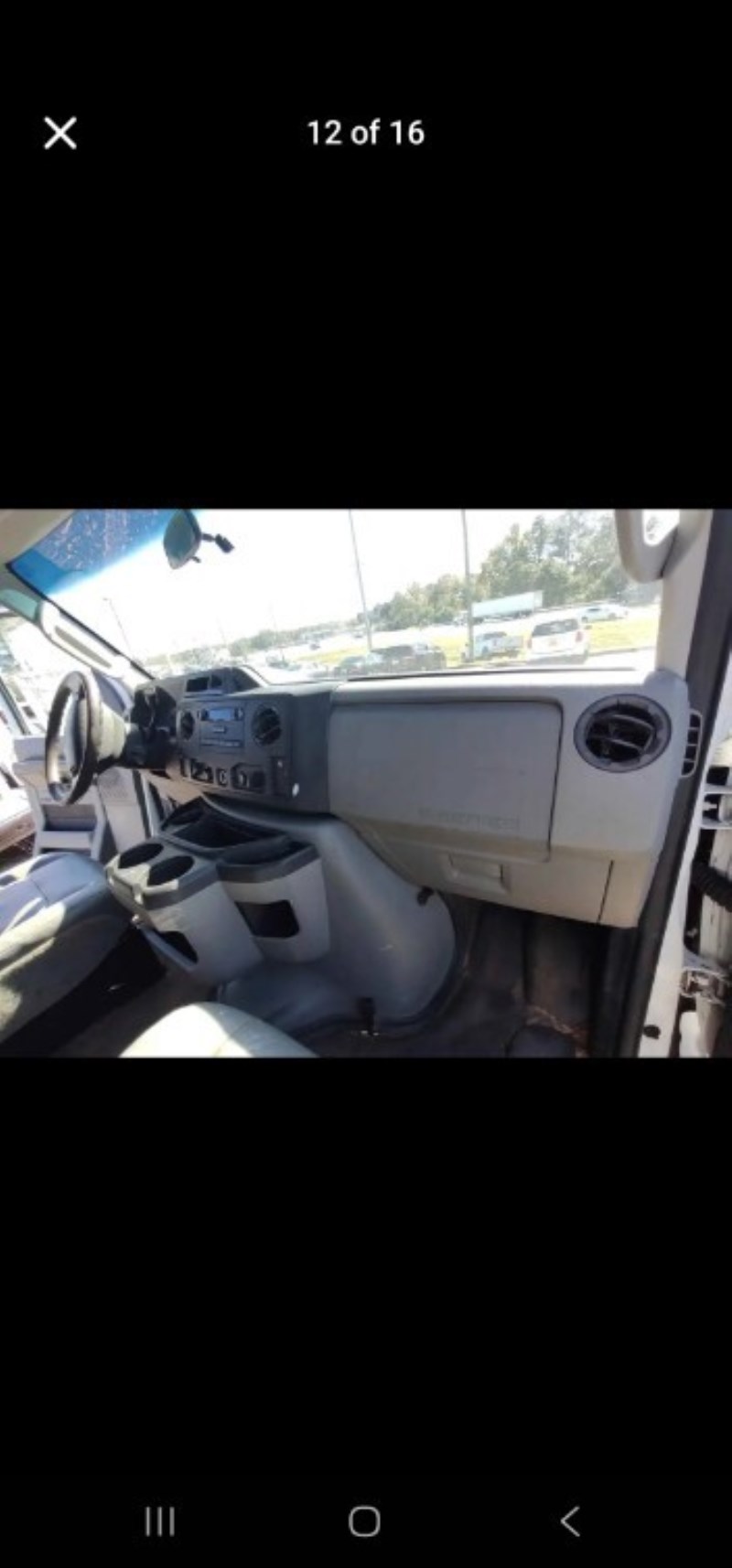 Additional photo of vehicle.