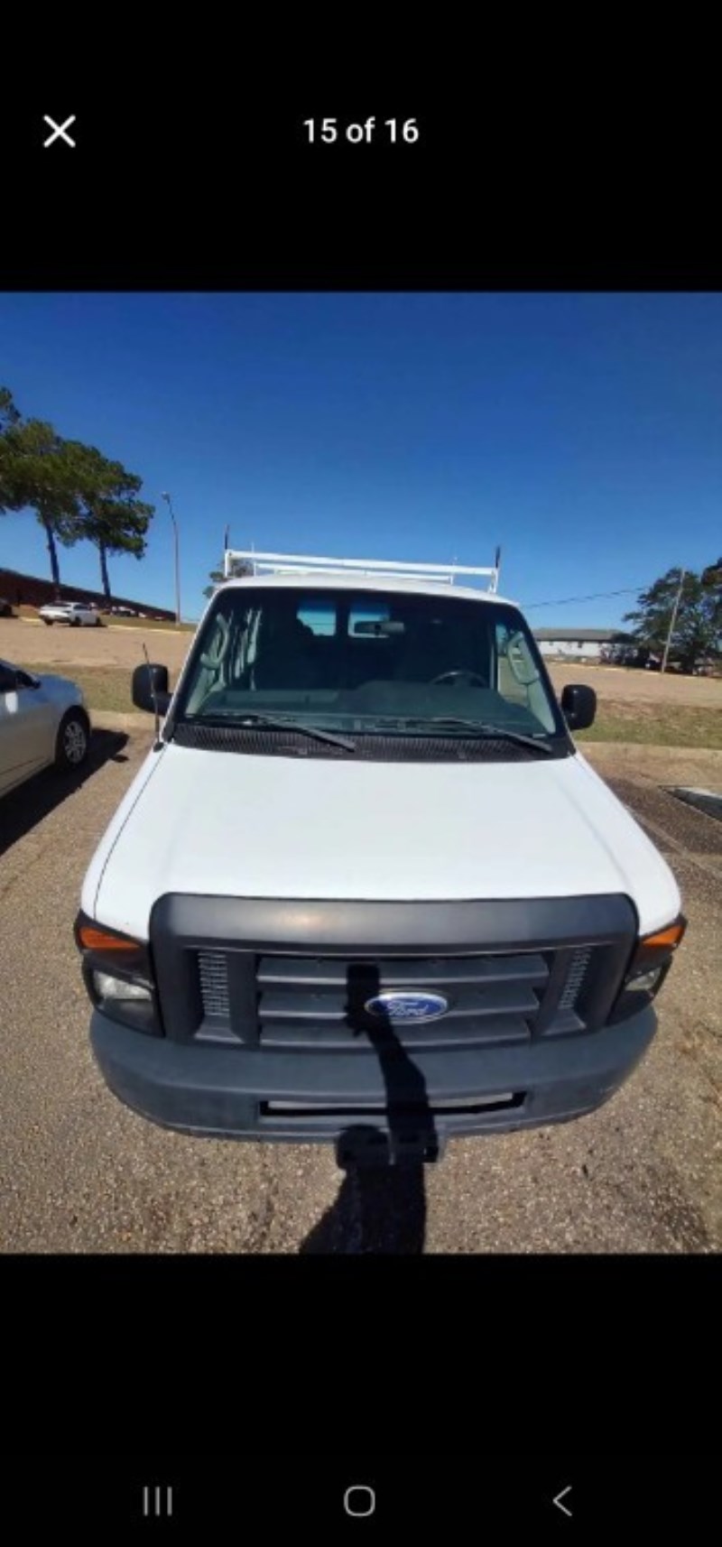 Additional photo of vehicle.