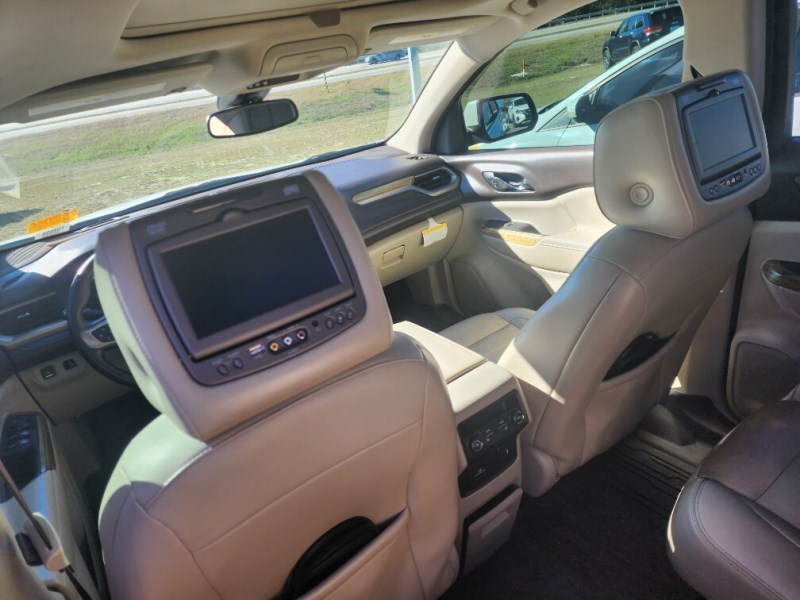 Additional photo of vehicle.