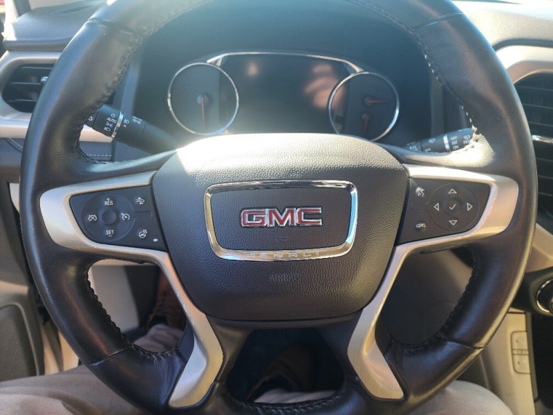 Additional photo of vehicle.