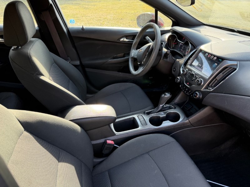 2016 Chevrolet Cruze LT - Photo 14