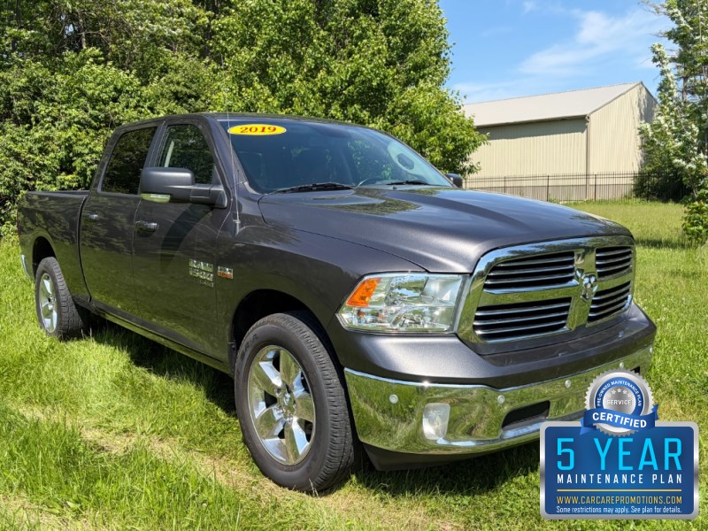 2019 RAM 1500 Classic Big Horn 4x4 Crew Cab 6'4's photo