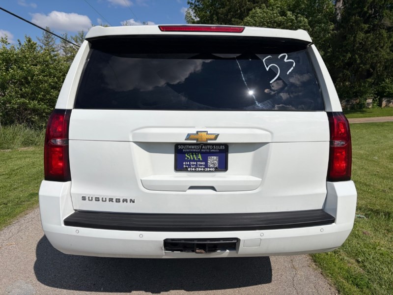 Additional photo of vehicle.