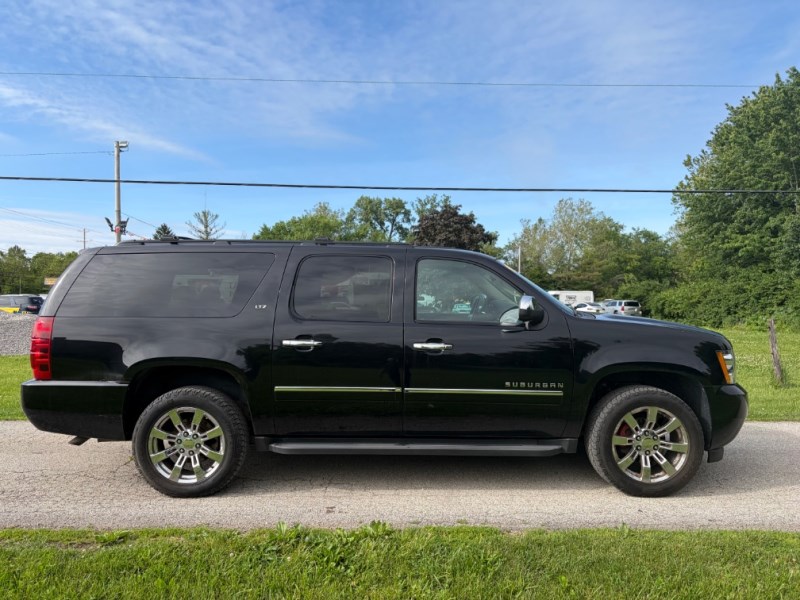 Additional photo of vehicle.