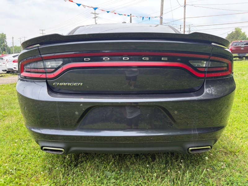 2016 Dodge Charger SE - Photo 6