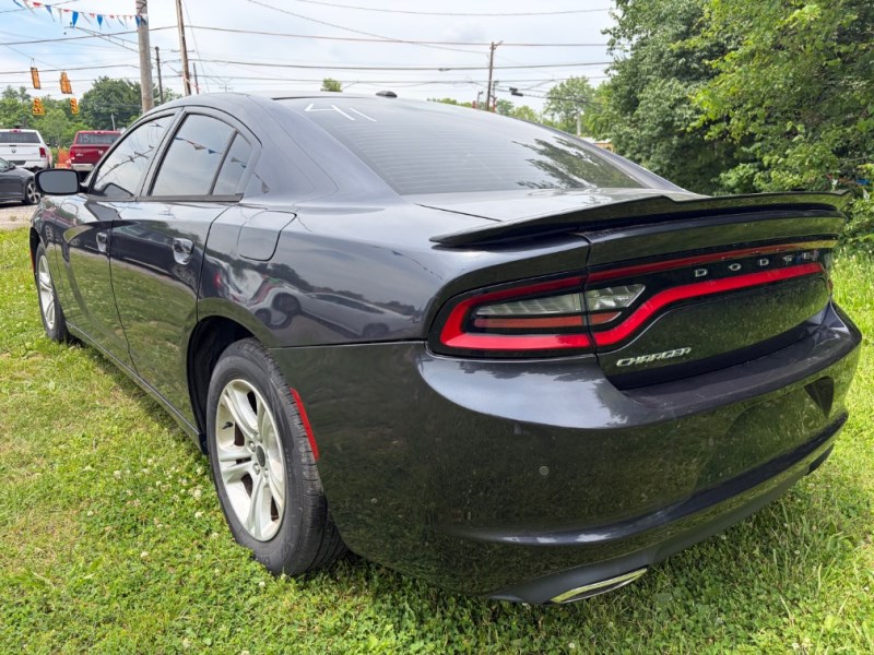 2016 Dodge Charger SE - Photo 7