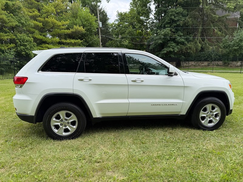 Additional photo of vehicle.