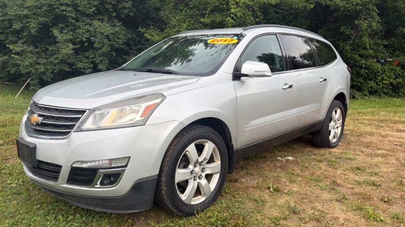 Additional photo of vehicle.