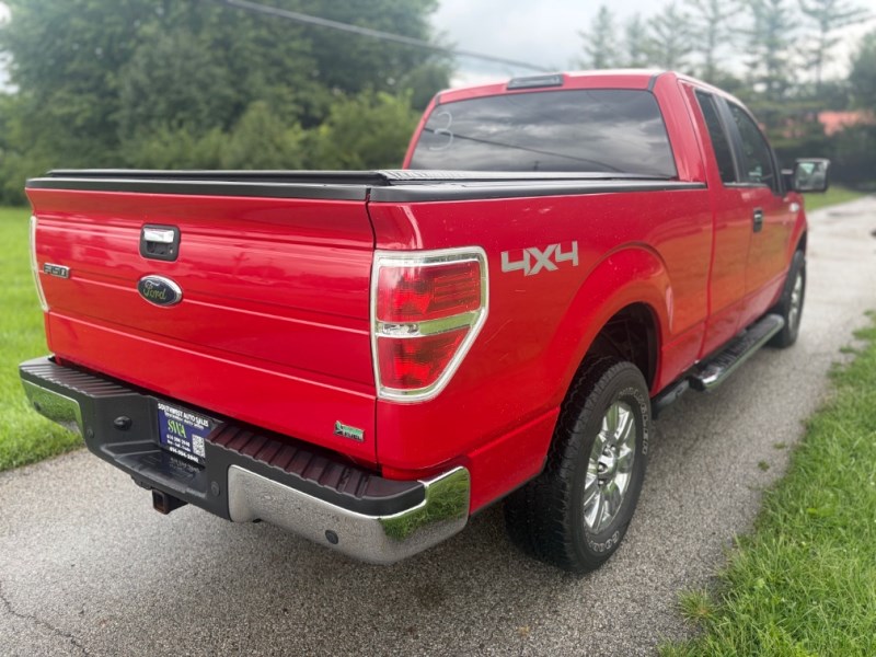 Additional photo of vehicle.