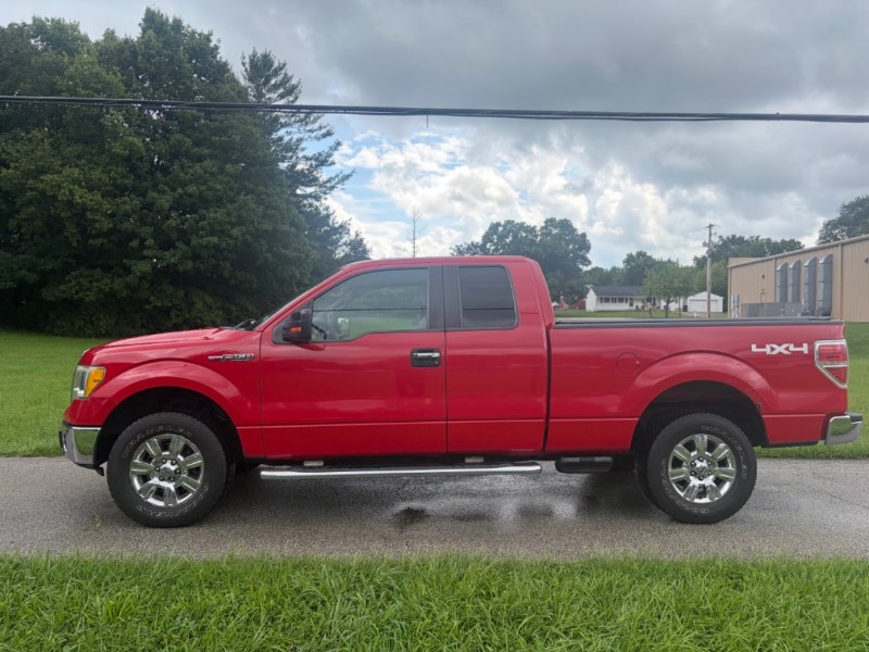 Additional photo of vehicle.