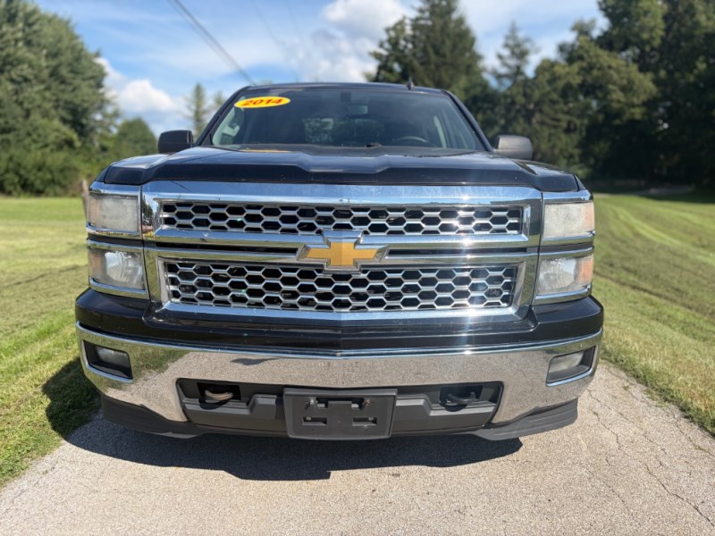 Additional photo of vehicle.