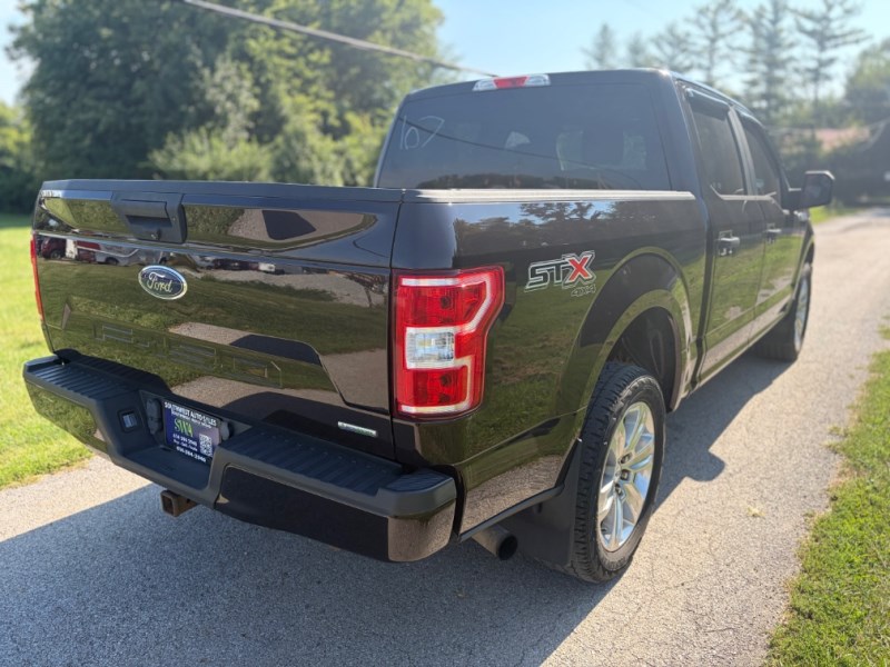 Additional photo of vehicle.