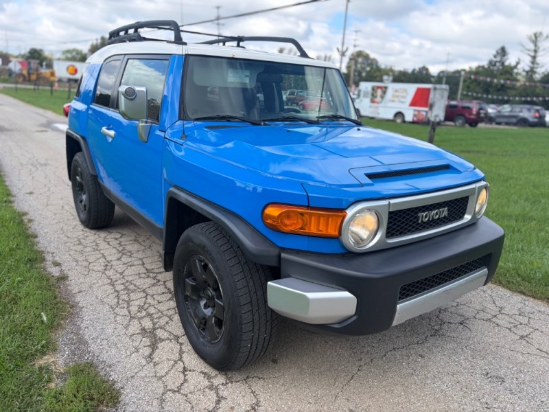 Additional photo of vehicle.