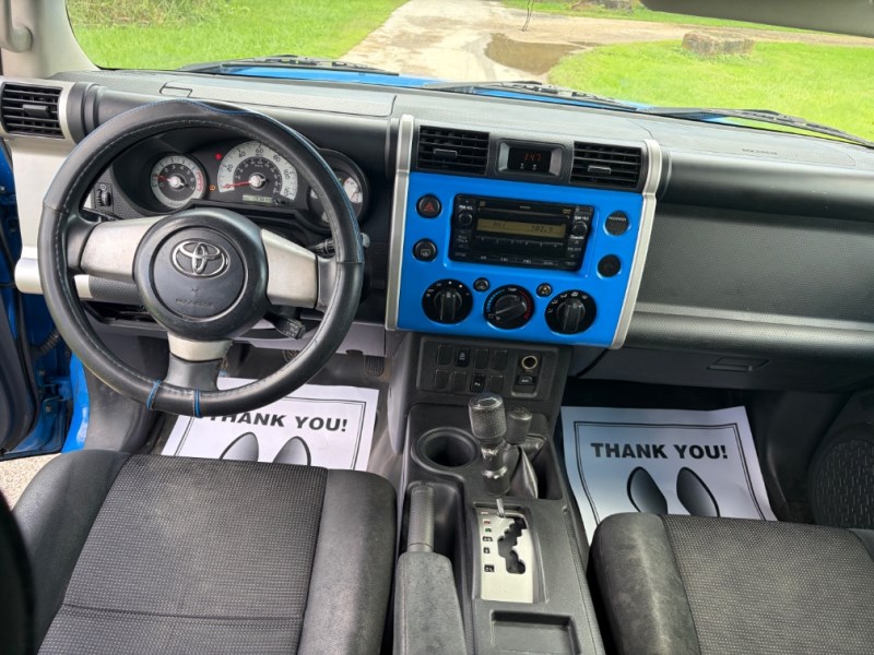 Additional photo of vehicle.