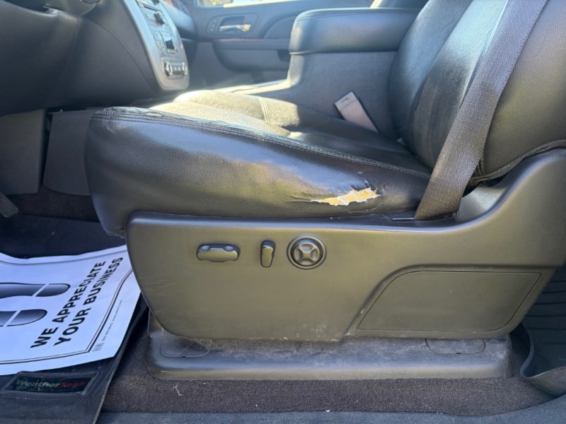 Additional photo of vehicle.