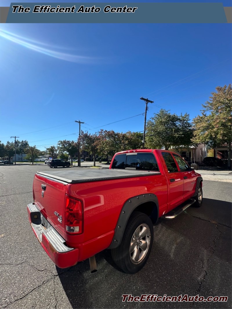 Additional photo of vehicle.