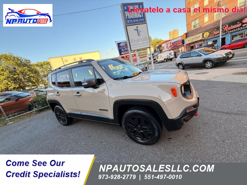 Main photo of 2017 JEEP RENEGADE