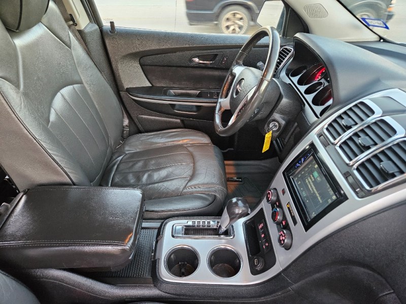 Additional photo of vehicle.