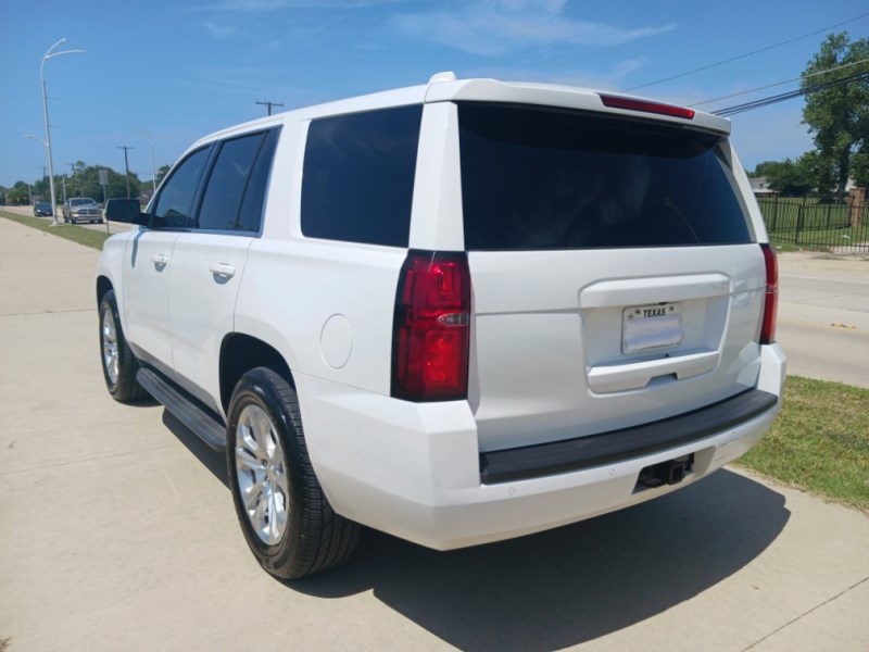 Additional photo of vehicle.