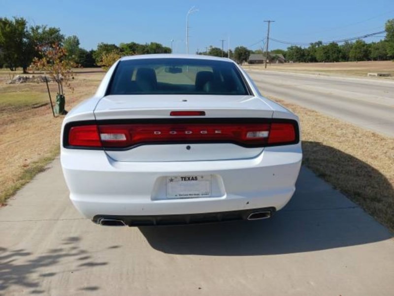 Additional photo of vehicle.