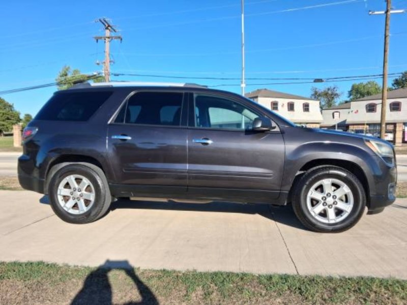 Additional photo of vehicle.
