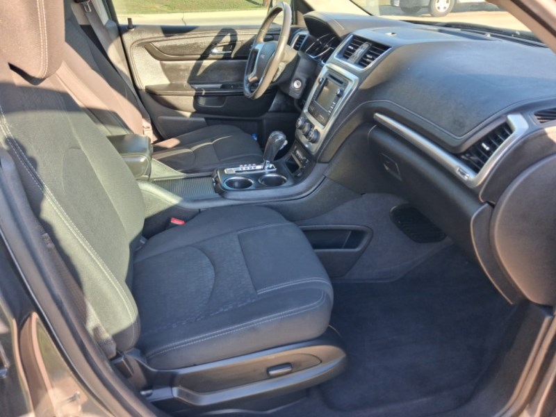 Additional photo of vehicle.