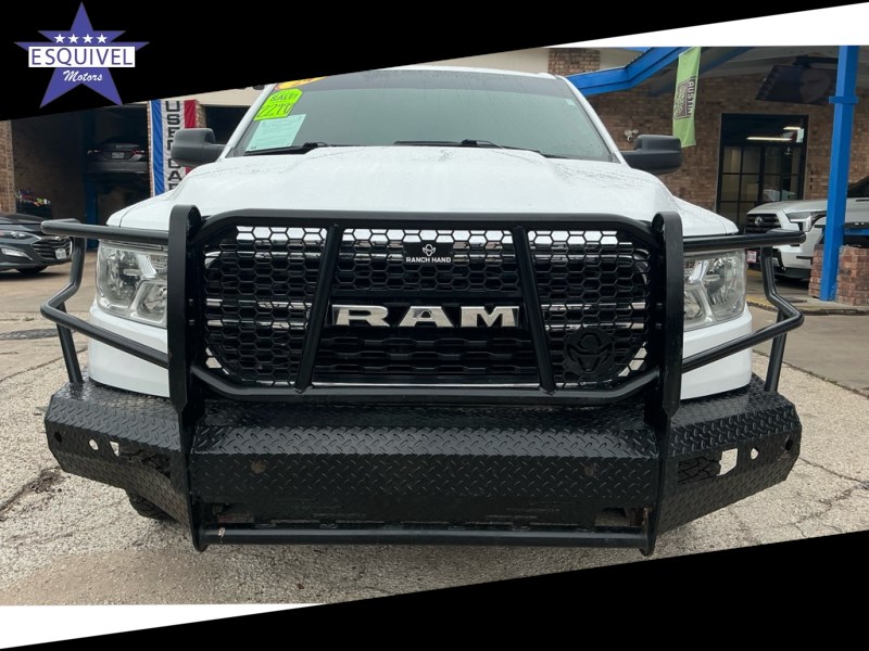 2024 RAM 1500 Big Horn/Lone Star 4x4 Crew Cab 5'7's photo