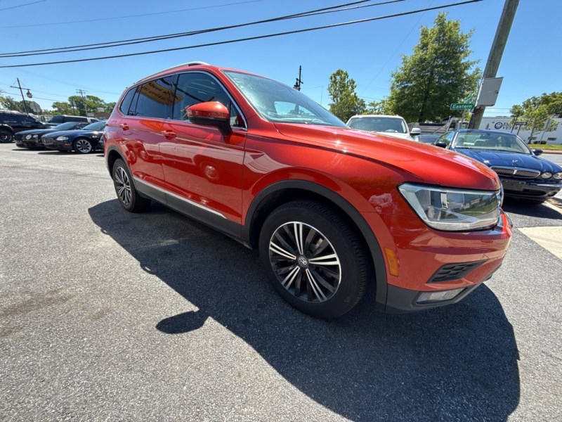2018 Volkswagen Tiguan 2.0T SEL's photo