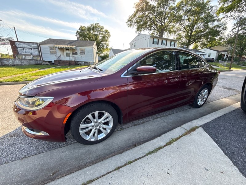2015 Chrysler 200 Limited's photo