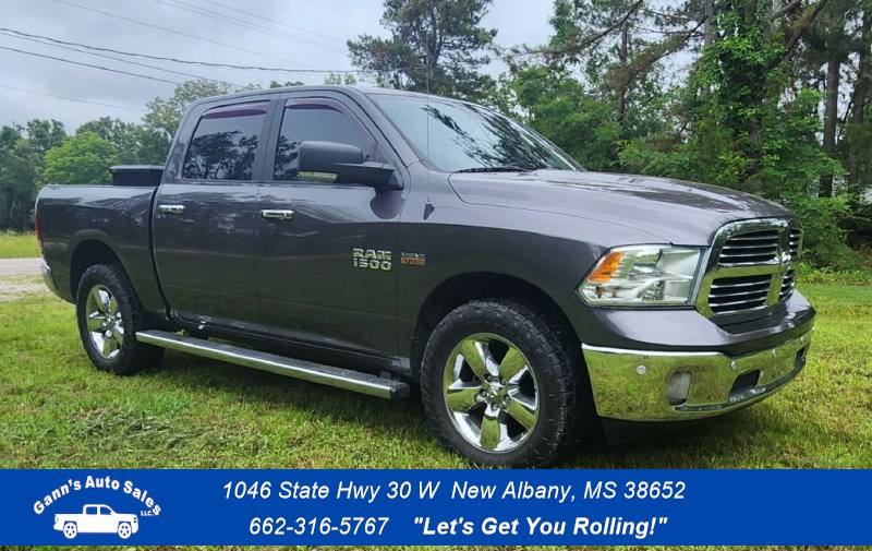 2018 RAM 1500 Big Horn 4x4 Crew Cab 5'7's photo