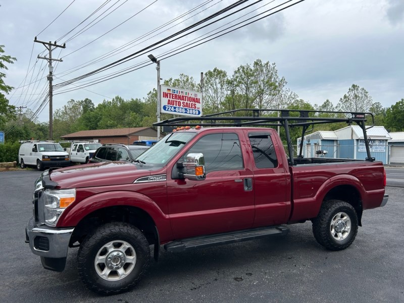 Additional photo of vehicle.