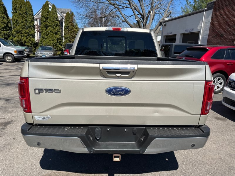 2017 Ford F-150 Lariat - Photo 4