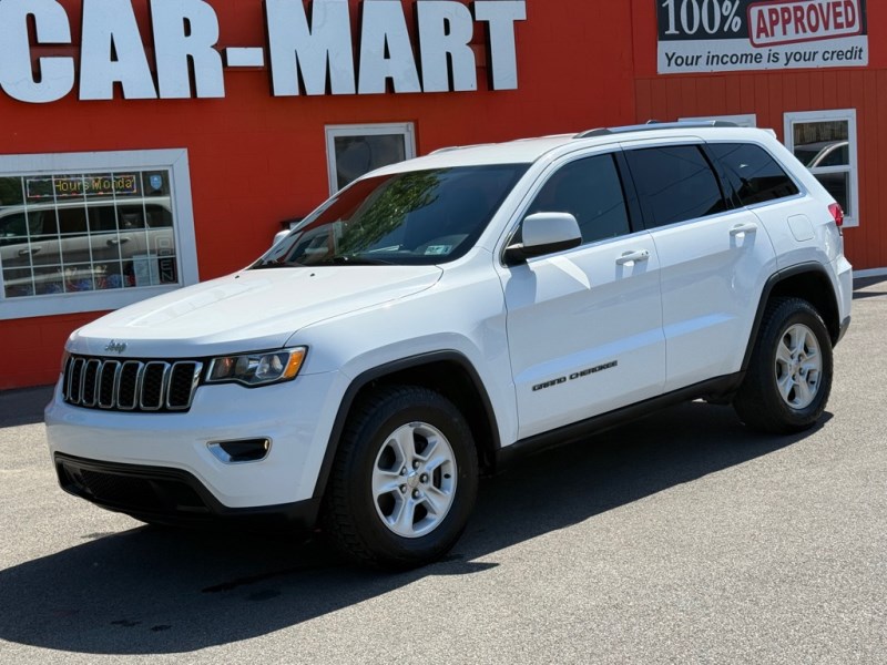 2017 Jeep Grand Cherokee's photo