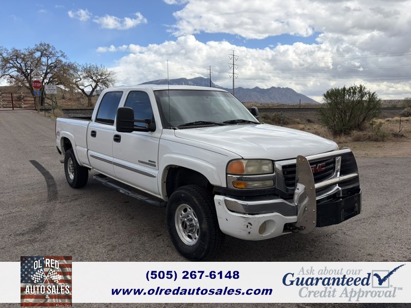 2003 GMC Sierra's photo
