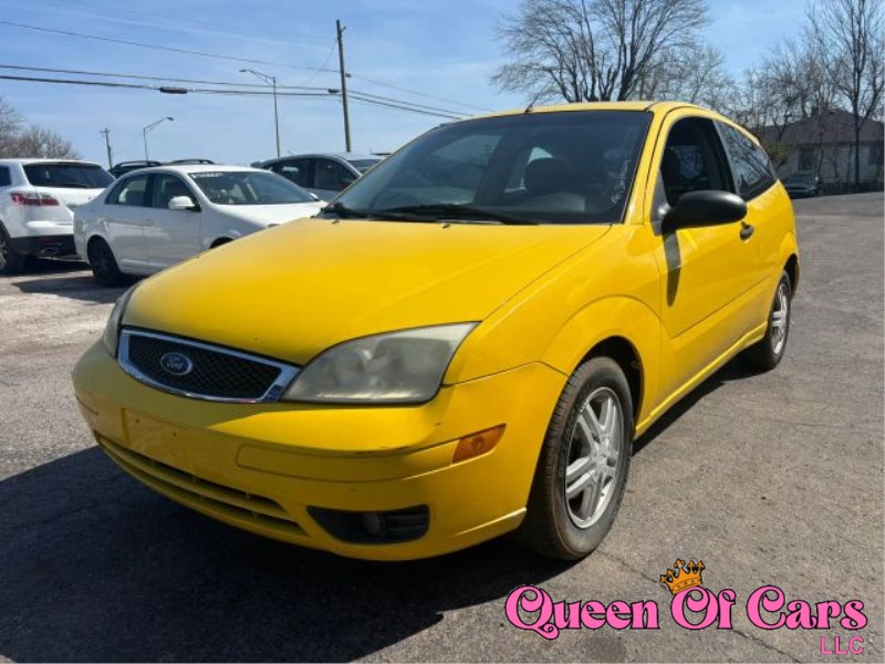 2007 Ford Focus ZX3 SE's photo