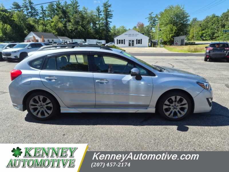 Additional photo of vehicle.