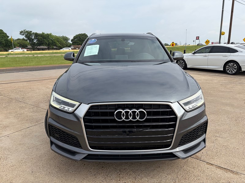 2018 Audi Q3 2.0T Premium Plus's photo