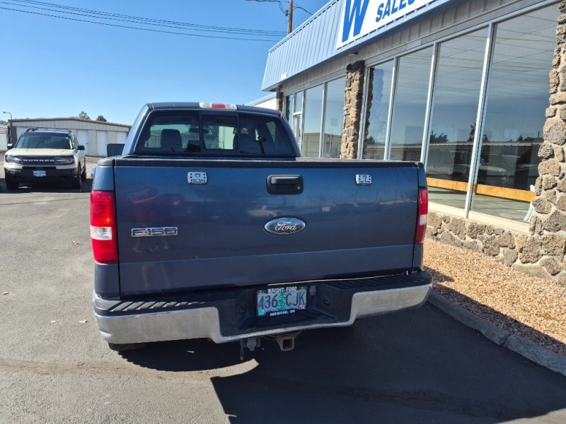 Additional photo of vehicle.
