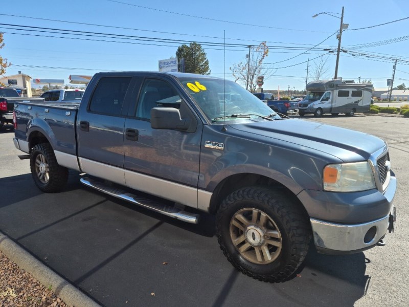 Additional photo of vehicle.