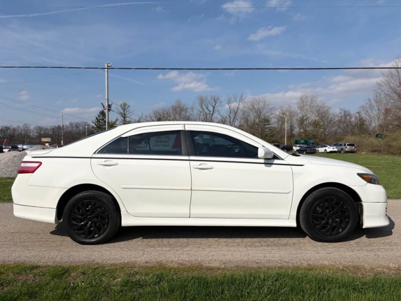 Additional photo of vehicle.