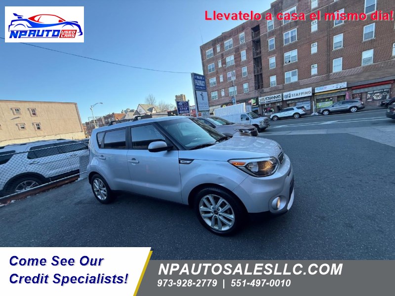 2017 Kia Soul 2.0L + 6 A/T's photo
